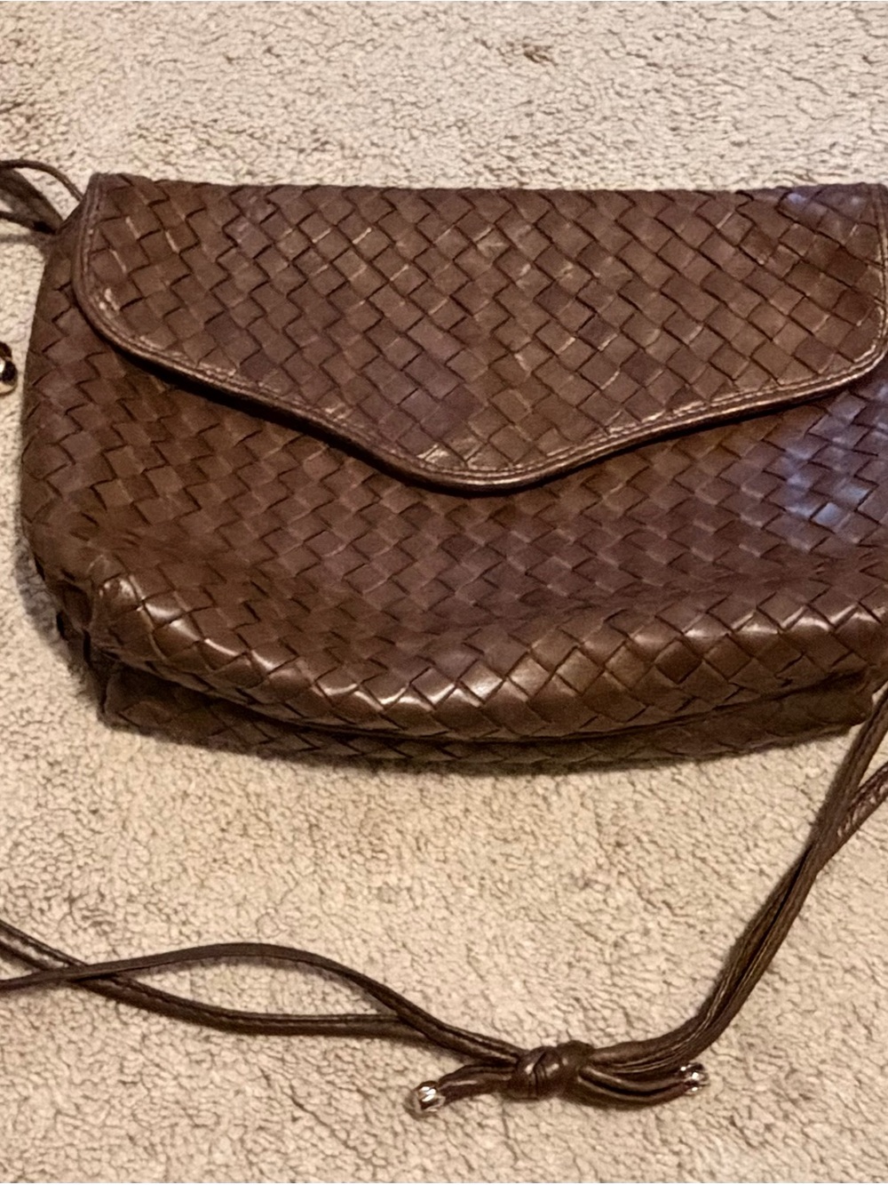 Peruzzi Woven Leather Crossbody Bag - Brown